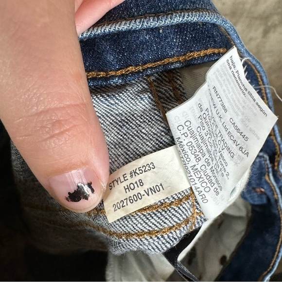 Madewell 10" High-Rise Skinny Jeans: Cutout Tulip Hem Edition Size 32 Tall - Picture 10 of 10